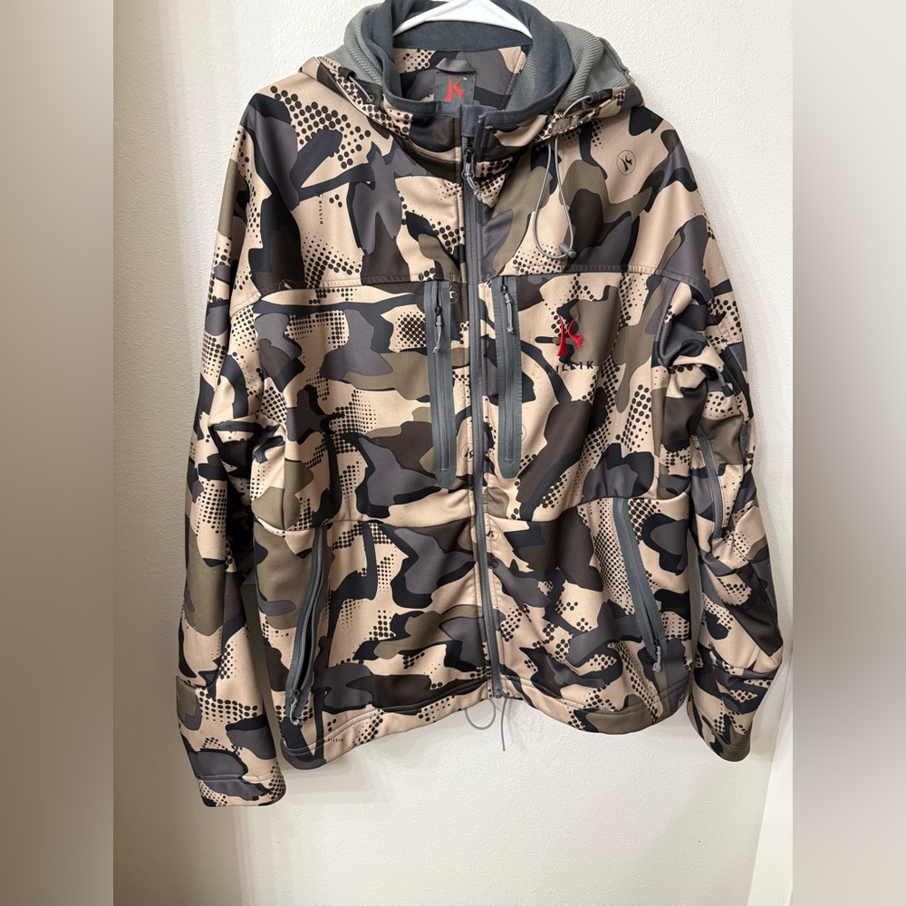 Killik Camo Hooded Jacket men’s XL
